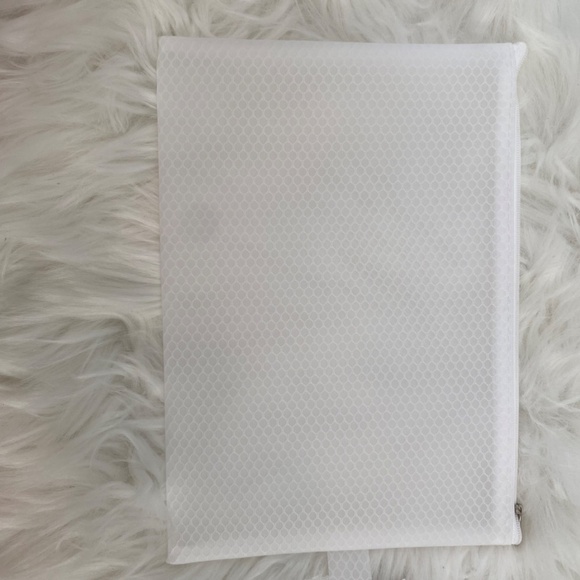 Eva Flat Fastener Case with Zipper/Flat Storage Pouch/Zipper Case. White. - Picture 2 of 5